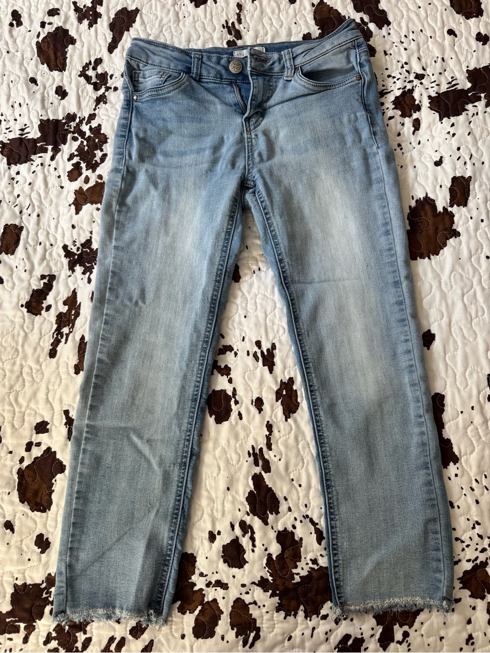 Straight-Leg Capri Jeans